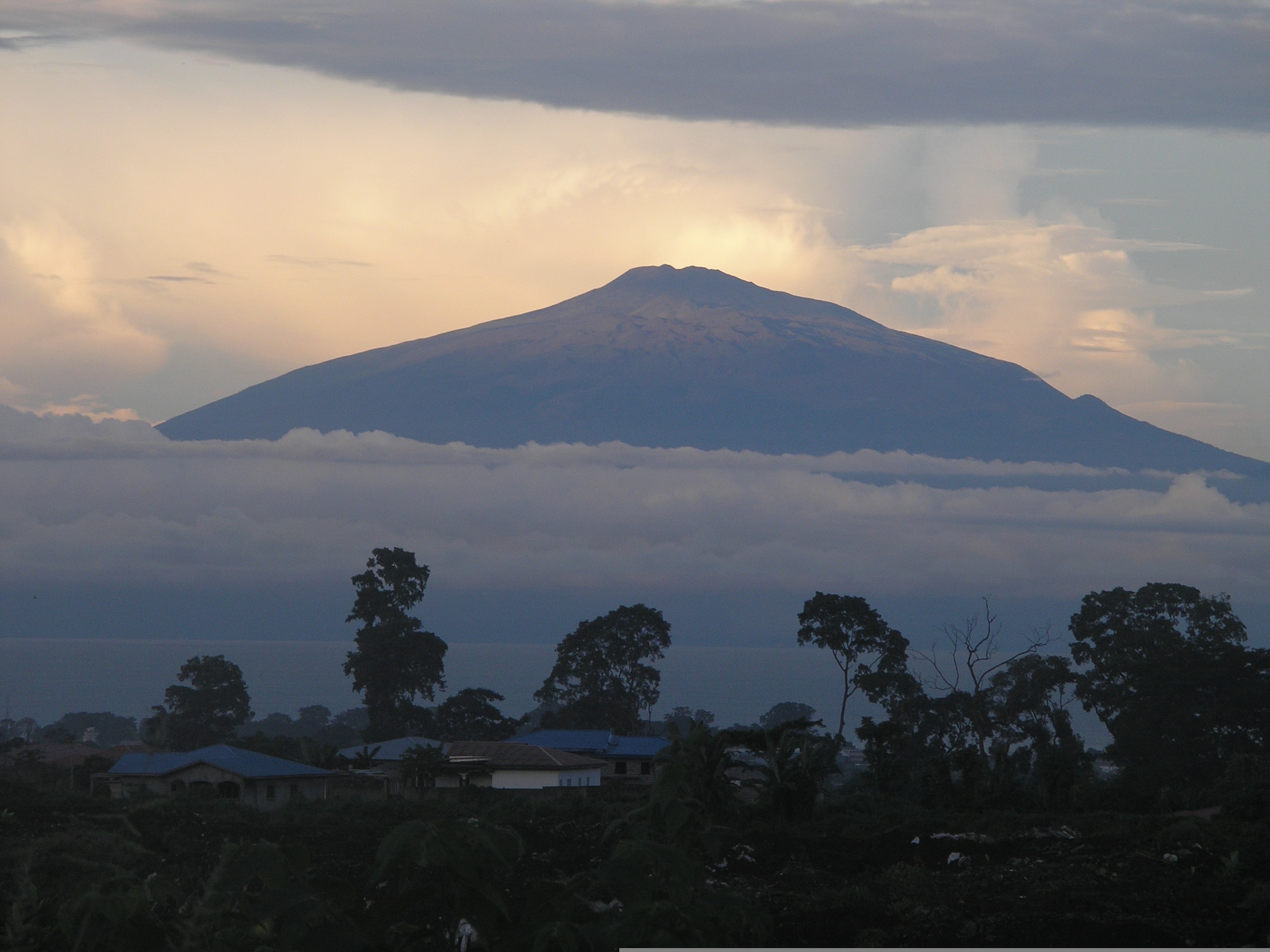 Guinée équatoriale hero image 0